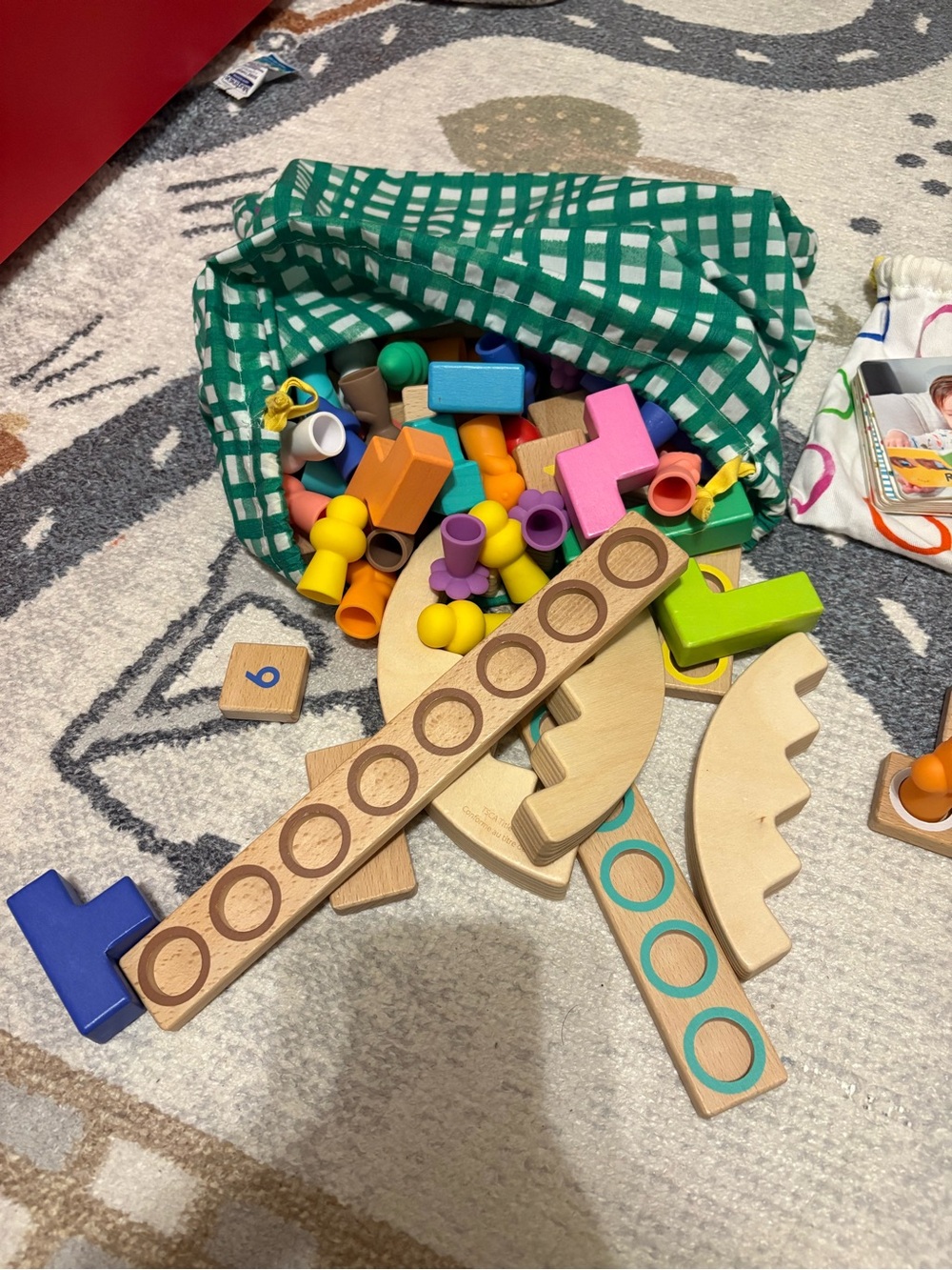 Learning Toys Bundle - Picture 2 of 6